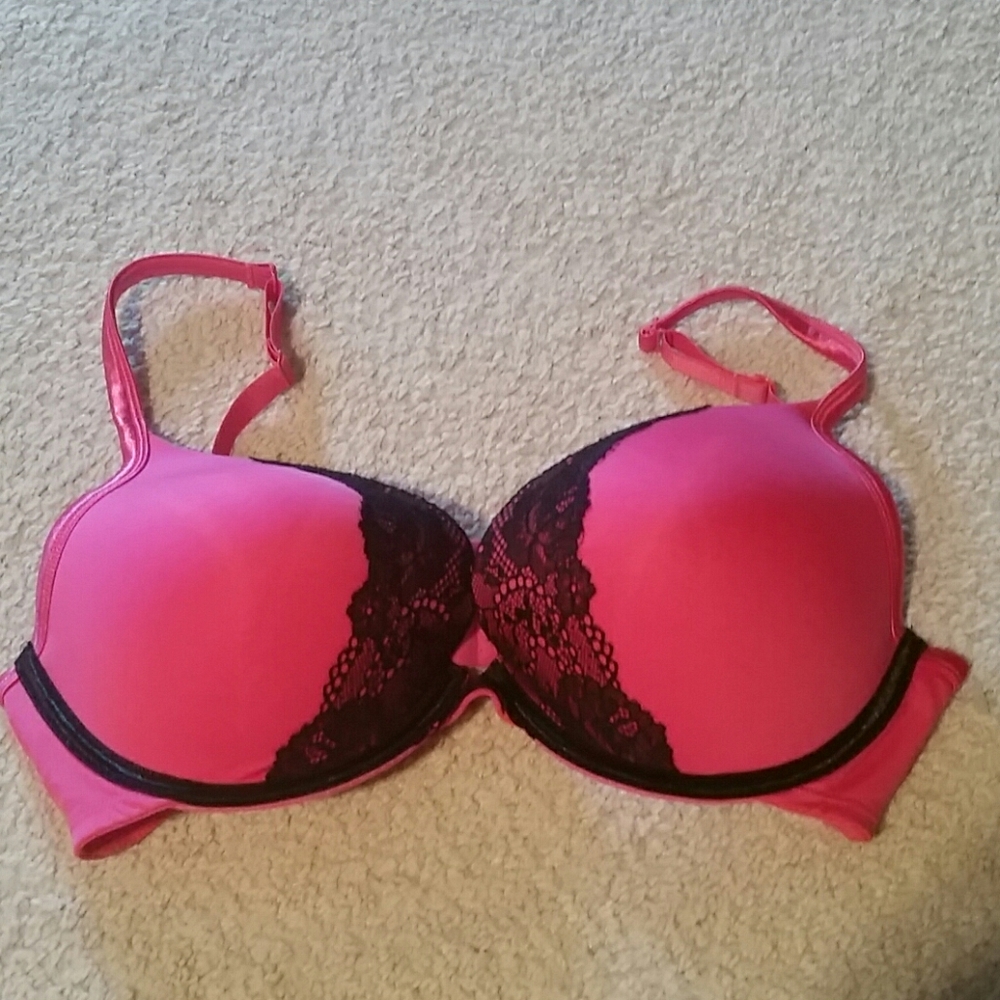 Cacique Fuschia Pink Black Lace Bra Size 38D
